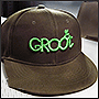 Срочная вышивка логотипа Groot на снепбеках