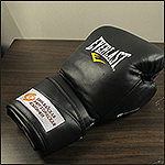 Боксерские перчатки с логотипом ЕЭК
