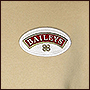 Вышитый логотип Baileys на толстовке
