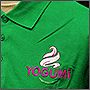 Вышивка на поло логотипа Yogumi