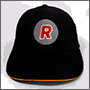 Нашивки на кепке буква R